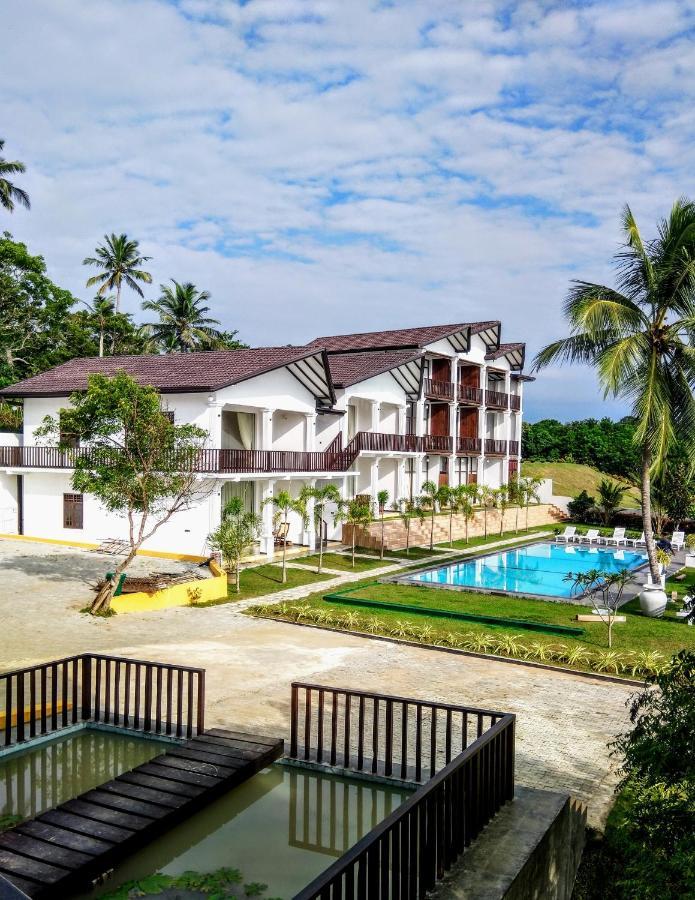 Samudra Beach Resort Tangalle Exterior foto